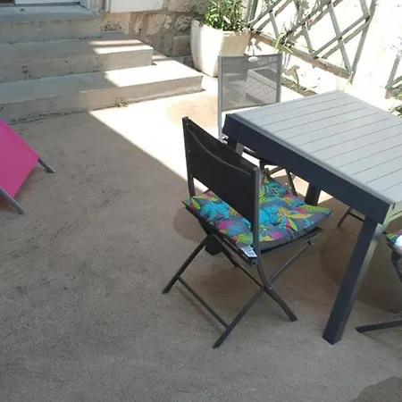La Maison De Louise Hébergement de vacances *