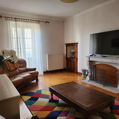 La Maison De Louise
